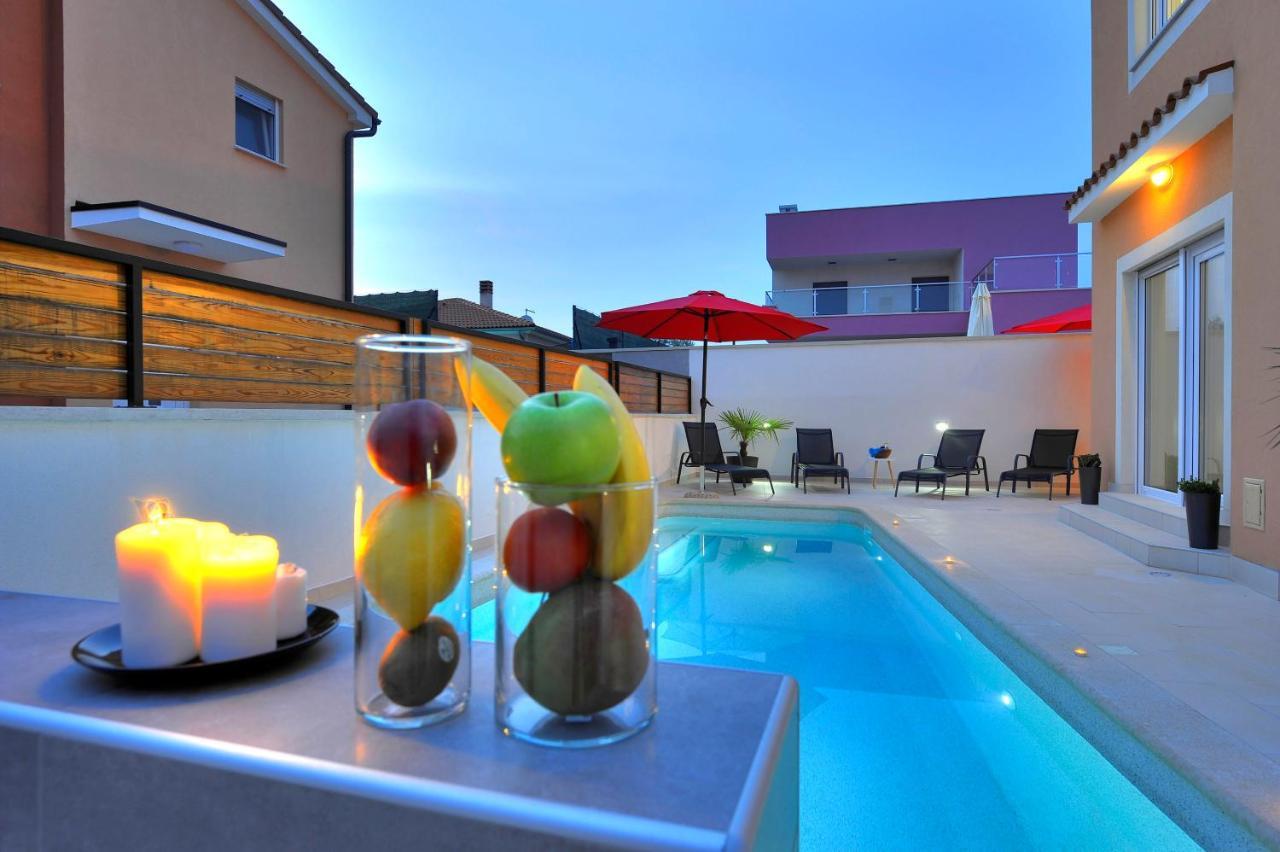 Villa With Private Pool In Village Jadreski พูลา ภายนอก รูปภาพ